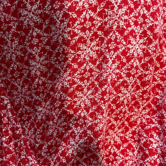 Universal Thread Cropped Blouse - Picture 2 of 3